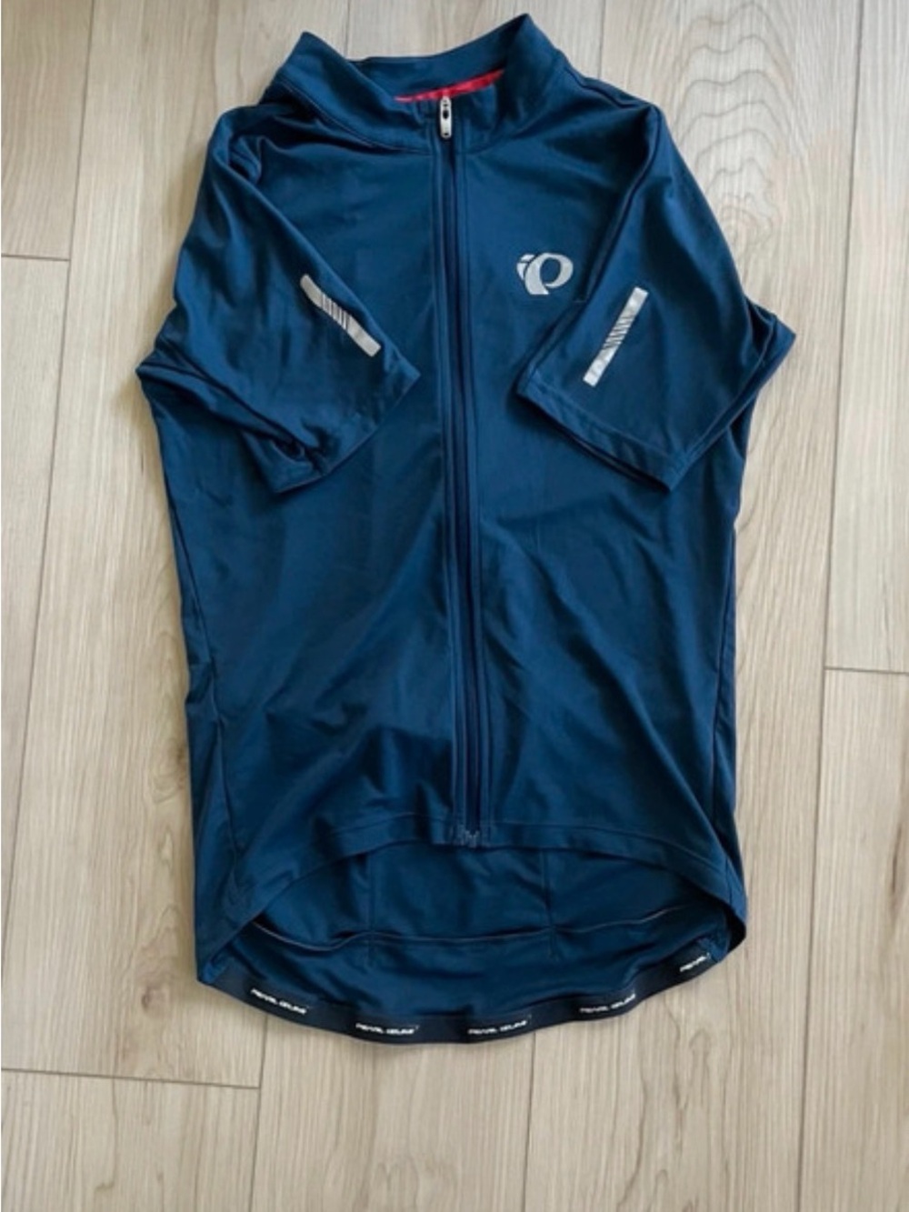 Pearl Izumi Navy Blue Cycling Jersey with Reflective Accents